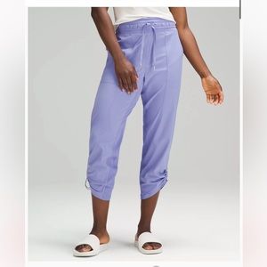 Lululemon lines dance studio mid rise cropped pant size 10 lavender purple